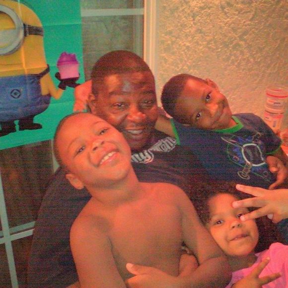 Meet your Posher, Chris - Picture 1 of 1